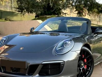 Porsche 911 Carrera 4 GTS