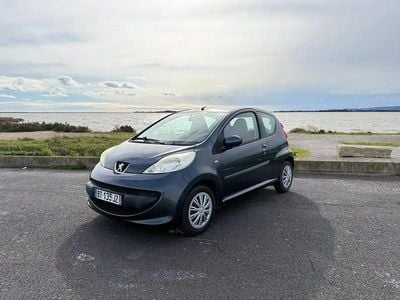 Occasion Peugeot 107 Urban Move 68 ch (50 kW) 2007 Noir Citadine
