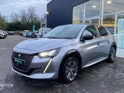 Gris Occasion 2023 Peugeot 208 Style Citadine | 15 999 € (Prix juste)