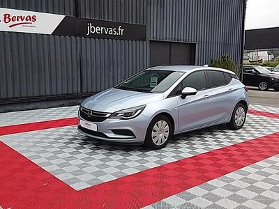 Gris Occasion 2017 Opel Astra Berline | 9 990 €