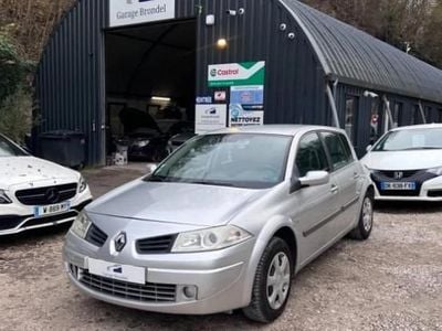 Gris Occasion 2006 Renault Mégane II Berline | 4 000 €