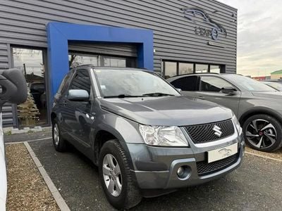 Gris Occasion 2006 Suzuki Grand Vitara SUV | 6 990 €