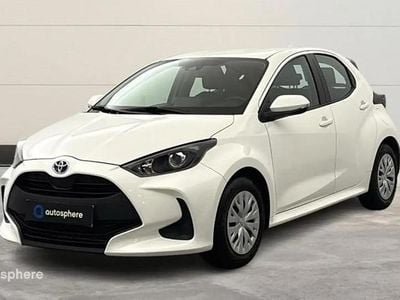 Blanc Occasion 2022 Toyota Yaris Hybrid Berline | 18 499 € (Bon prix)