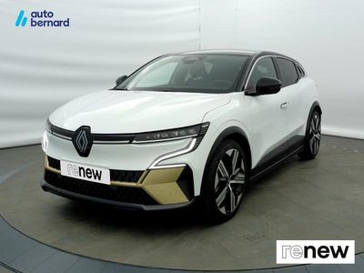 Blanc Occasion 2022 Renault Megane E-Tech Iconic Berline | 24 290 € (Prix juste)
