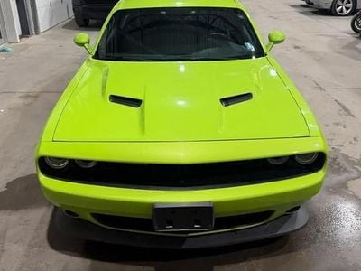 Rouge Occasion 2015 Dodge Challenger Coupé | 44 990 €