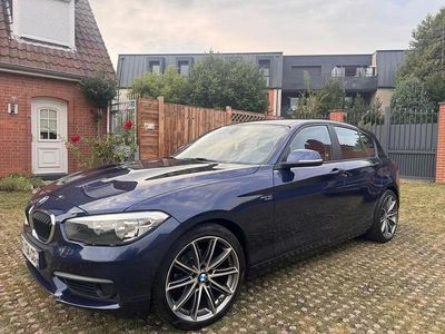 Bleu Occasion 2015 BMW 116 Efficient Dynamics Citadine | 12 000 € (Prix cher)