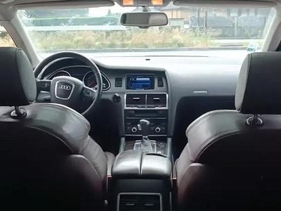 Noir Occasion 2007 Audi Q7 S-Line SUV | 9 900 €