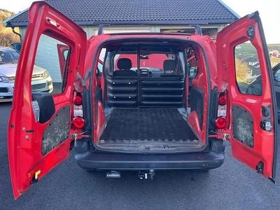 Rouge Occasion 2012 Peugeot Partner Tepee Monospace | 2 800 € (Prix juste)