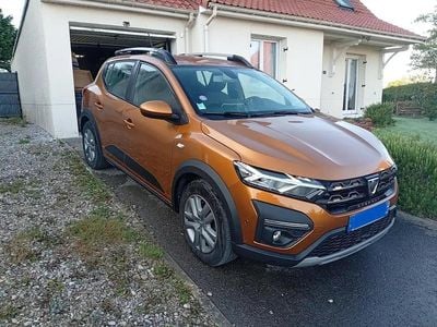 Occasion Dacia Sandero Stepway 101 ch (74 kW) 2022 Orange Berline