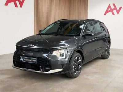 Gris Occasion 2023 Kia e-Niro Active SUV | 29 490 € (Prix assez cher)