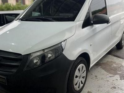 Blanc Occasion 2017 Mercedes Vito Van | 14 990 €
