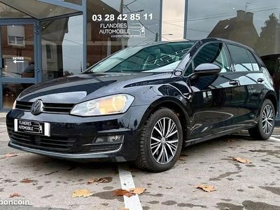 Noir Occasion 2016 VW Golf Allstar Berline | 10 690 € (Prix juste)