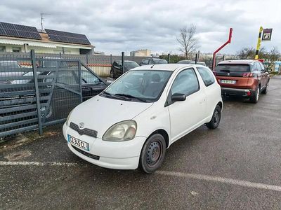 Blanc Occasion 2002 Toyota Yaris Luna Berline | 1 490 €