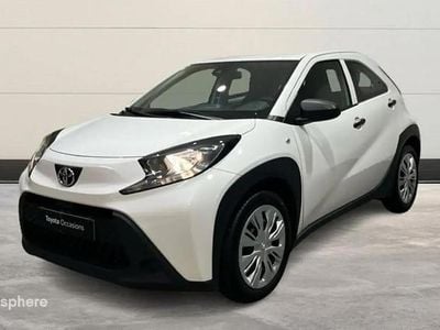 Blanc Occasion 2023 Toyota Aygo X Active SUV | 13 999 € (Prix juste)