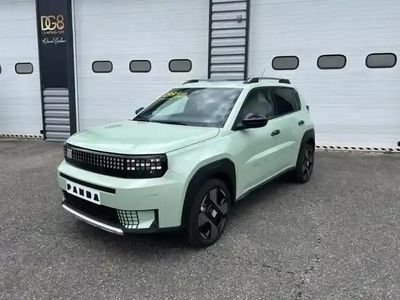 Vert azure métallisé Nouvelle 2025 Fiat Grande Panda La Prima Citadine | 22 990 € (Prix juste)