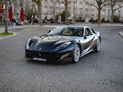 Ferrari 812