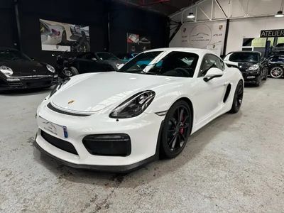 Porsche Cayman GT4