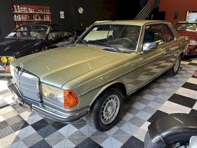 Vert Occasion 1982 Mercedes 280 Coupé | 16 900 €