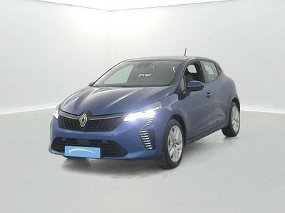 Bleu Occasion 2024 Renault Clio V Evolution Citadine | 16 190 € (Prix juste)