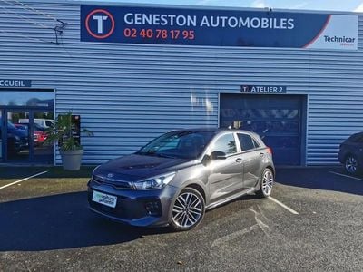Gris Occasion 2019 Kia Rio GT-Line Berline | 11 990 € (Prix juste)