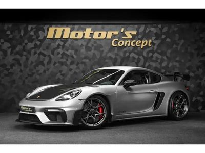 Porsche 718 Cayman GT4