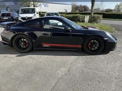 Porsche 911 Carrera GTS