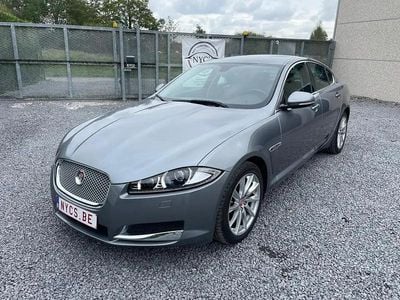 Gris Occasion 2012 Jaguar XF Berline | 12 990 €