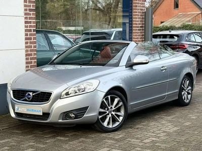 Gris Occasion 2013 Volvo C70 Momentum Cabriolet | 9 950 €