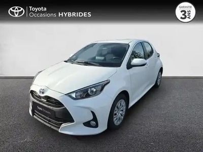 Blanc Occasion 2022 Toyota Yaris Hybrid Business Edition Berline | 17 280 € (Prix juste)
