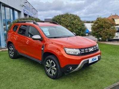 Orange Occasion 2023 Dacia Duster Journey SUV | 16 880 € (Bon prix)