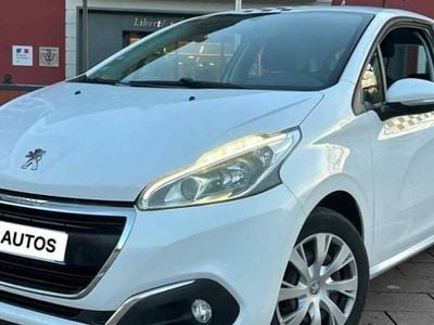 Blanc Occasion 2016 Peugeot 208 Active Citadine | 6 500 € (Prix juste)