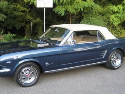 Occasion Ford Mustang 210 ch (154 kW) 1966 Cabriolet