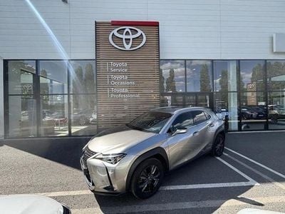 Lexus UX 250h