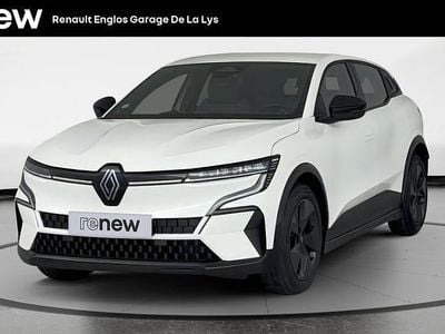 Blanc Occasion 2024 Renault Megane E-Tech Equilibre Berline | 20 499 € (Prix juste)