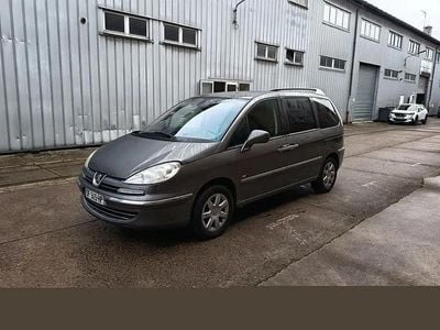 Gris Occasion 2014 Peugeot 807 Monospace | 11 990 €