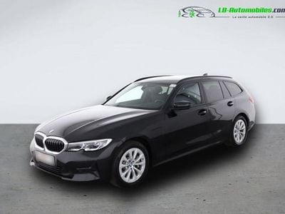 BMW 330e
