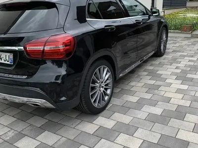 Mercedes GLA250