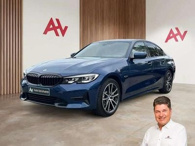 BMW 330e