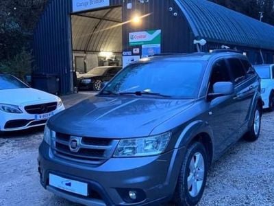 Gris Occasion 2011 Fiat Freemont Urban SUV | 9 000 €