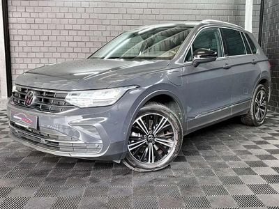 Gris Occasion 2022 VW Tiguan Active SUV | 27 990 € (Bon prix)