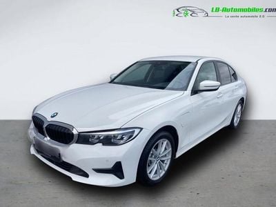 BMW 330e