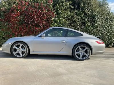 Porsche 911 Carrera
