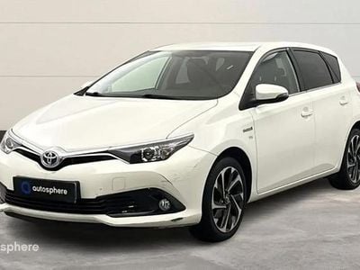 Blanc Occasion 2016 Toyota Auris Hybrid Design Berline | 14 499 € (Prix juste)