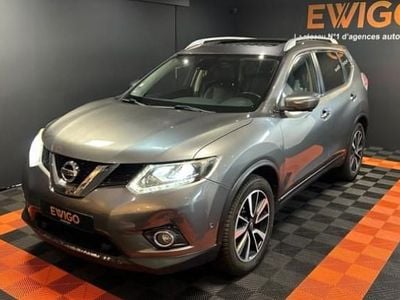 Gris Occasion 2016 Nissan X-Trail Tekna SUV | 14 570 €