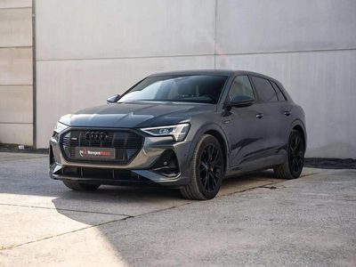 Gris Occasion 2021 Audi e-tron S-Line SUV | 44 900 € (Prix juste)