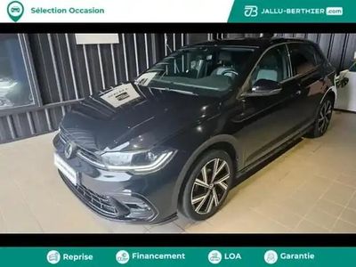 Noir Occasion 2022 VW Polo R-line Berline | 17 980 € (Prix juste)