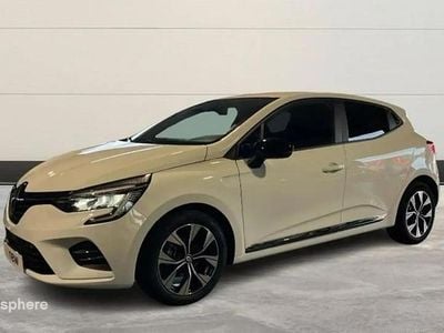 Blanc Occasion 2023 Renault Clio V Evolution Berline | 14 499 € (Prix juste)