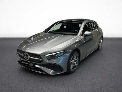 Mountaingrau met. Nouvelle 2025 Mercedes A250 Berline | 46 890 € (Prix cher)