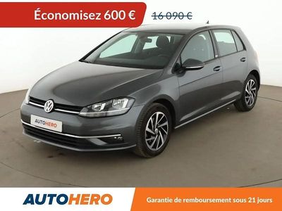 Gris Occasion 2018 VW Golf Berline | 15 490 € (Prix juste)