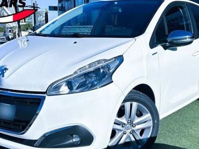 Blanc Occasion 2018 Peugeot 208 Style Citadine | 5 490 € (Bon prix)
